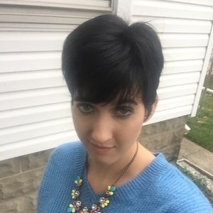 Meet your Posher, Abigail